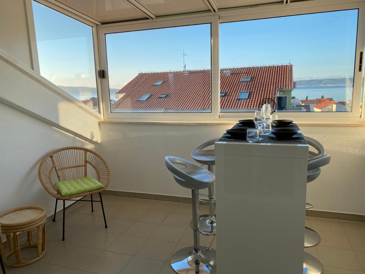 Top Floor Apartment With Sea View Kastela Luaran gambar