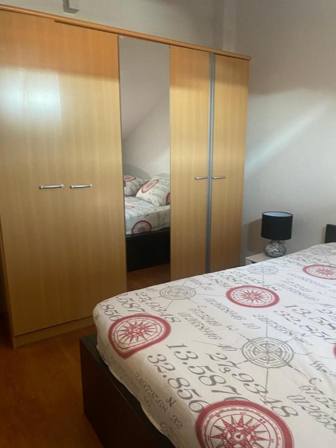 Top Floor Apartment With Sea View Kastela Luaran gambar