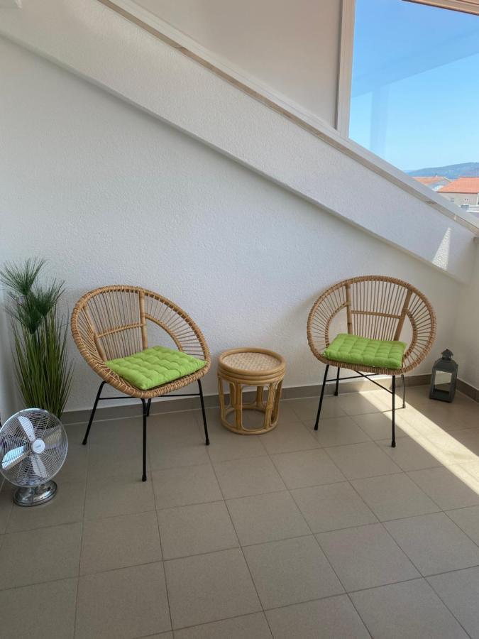 Top Floor Apartment With Sea View Kastela Luaran gambar